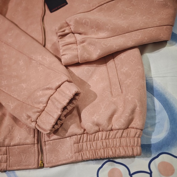 Louis Vuitton Pink Jacket - Picture 3 of 7